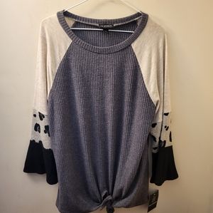 In Studio Top Size XL Nwt